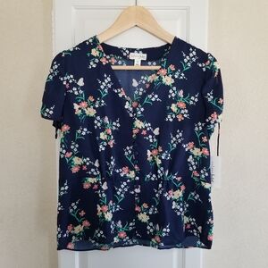 NWT Maison Jules Women's Blue Floral V-Neck Blouse Size XS